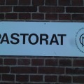 Henter...