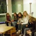 Henter...